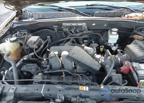 2008 Ford Escape Xlt из США, поврежденный, VIN 1FMCU93168KD83867